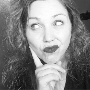 Meet your Posher, Tara